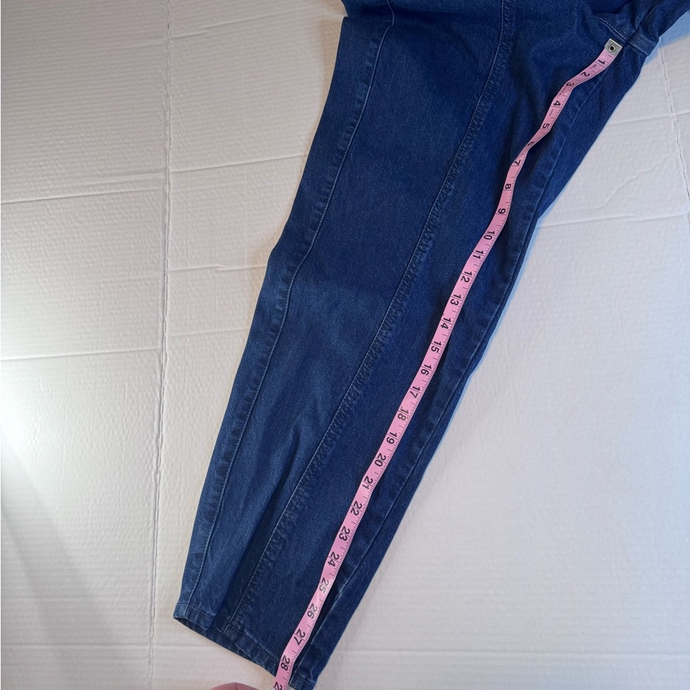 NWT Universal Thread Sleeveless Denim Jumpsuit Zip Front Coveralls Size 6 Blue - Picture 11 of 14